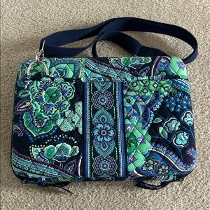 Vera Bradley Blue/Navy Paisley Quilted Fabric Hard iPad Case